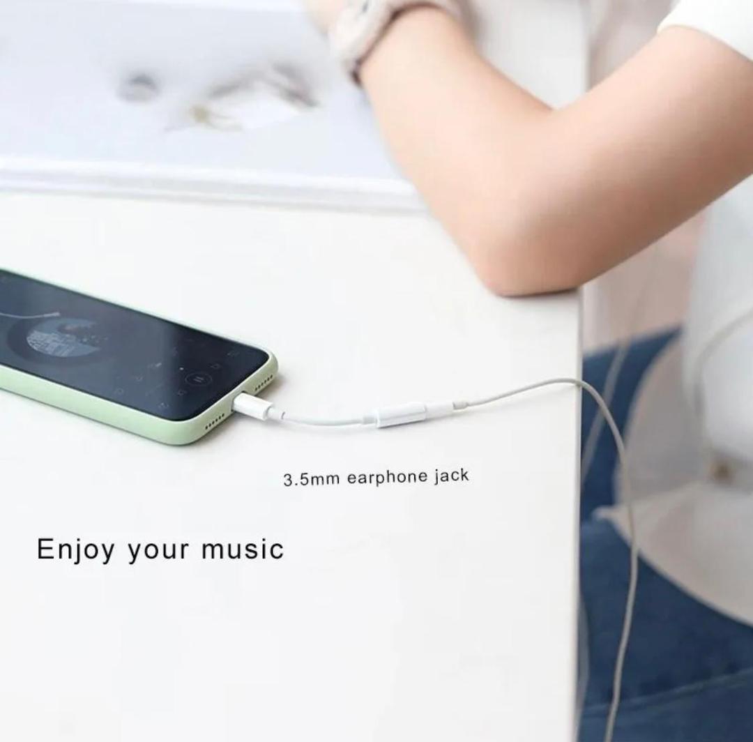 Lightning to 3.5mm Headphone Jack Adapter for iPhone | White Audio Converter